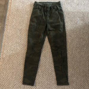 American Eagle 2019 Super Hi Rise Jegging